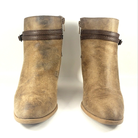 Shoe Dazzle Shanna Brown Faux Leather, Western Inspired Bootie. Women's Size 8M - Picture 5 of 12